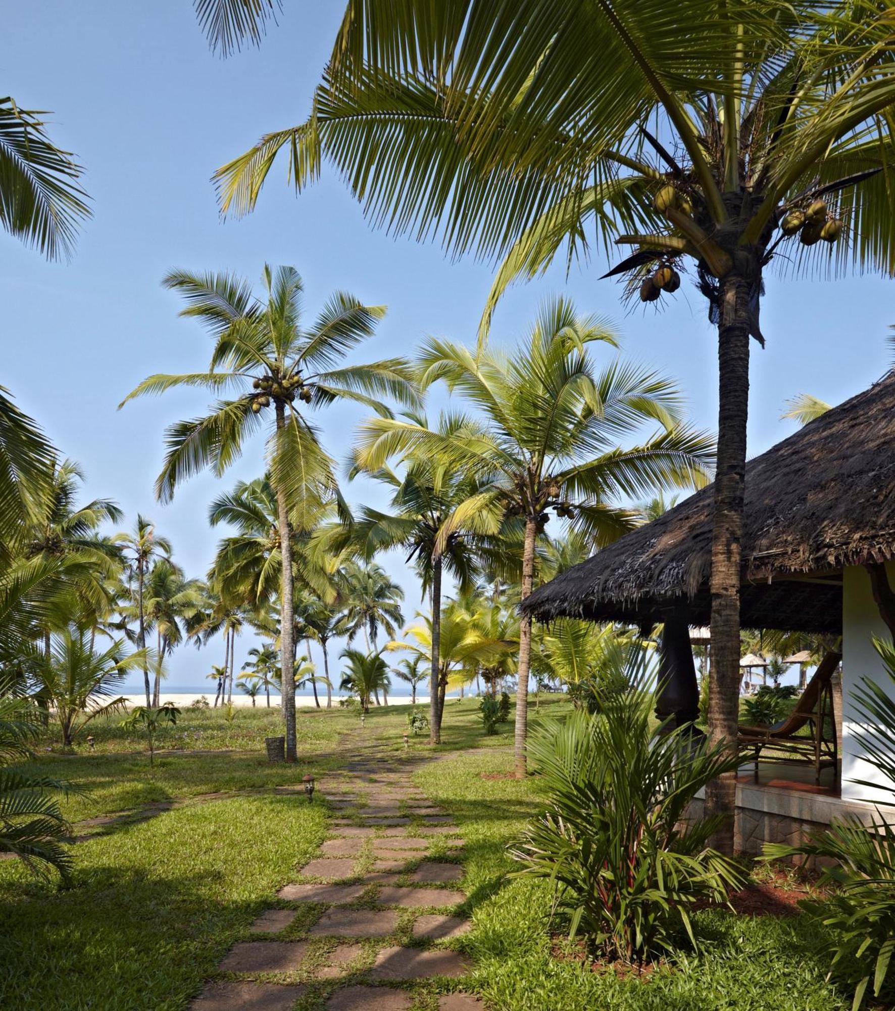Neeleshwar Hermitage Nīleshwar Exteriör bild